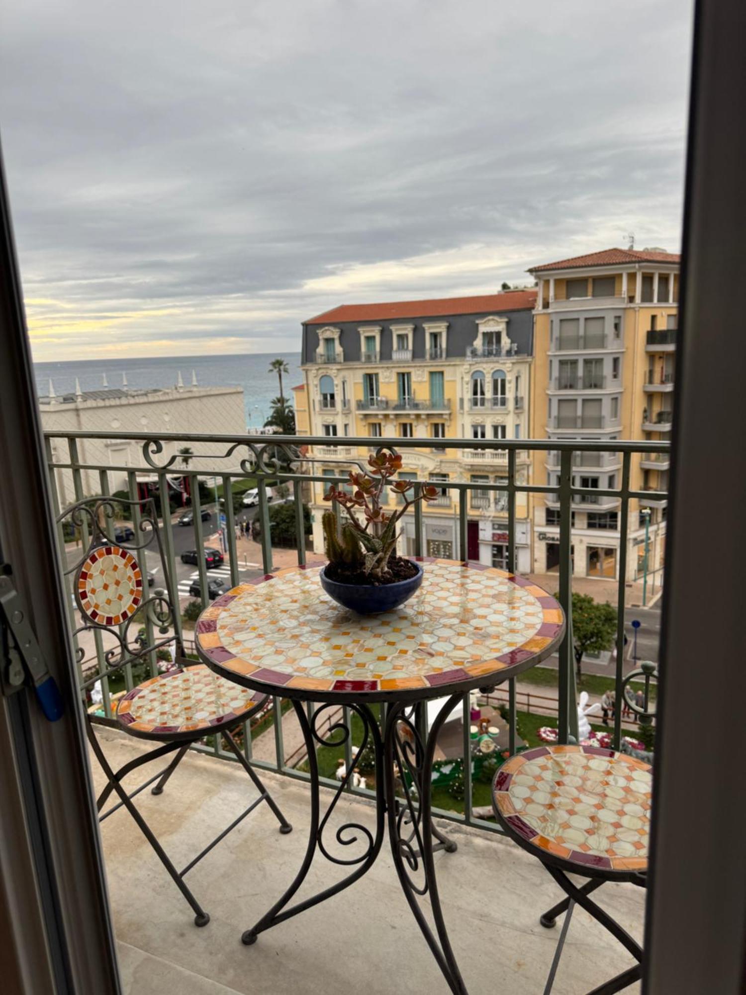 Menton Centre Vue Imprenable Sur Mer Et Jardin Bioves Eksteriør billede